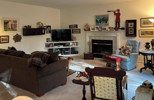 Ballston Spa House | Saratoga Art & Antique Escape Near Historical Saratoga Racetrack