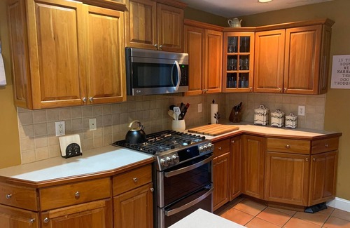 Saratoga Springs House | Saratoga retreat! Great yard with inground pool. 4 miles from Racetrack.
