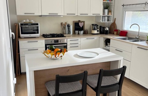 Quartu Sant'Elena House | Sardegna Casa al Mare Panoramica con Piscina