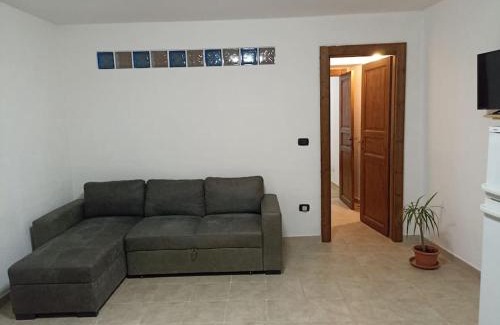 San Giovanni Suergiu House | Sardegna casa con giardino ,piscina a 3km dal mare