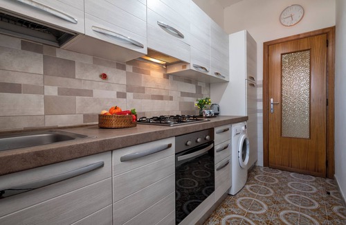 Alghero City Centre Apartment | Sardinia Re - Ugo 8 - Two Bedroom Apartment, Sleeps 4