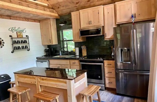 Clayton Cabin | Sardis Lake Cabin Private Campground