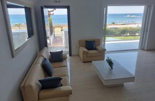 Anavyssos Villa | Saroné Villa
