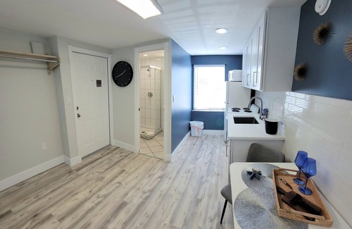 Treasure Island Hotel | Satellite Motel - Sea & Bay View Bungalow 127