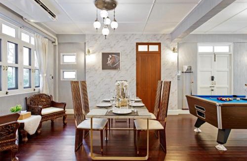 Thung Maha Mek Villa | Sathorn Private Pool Villa