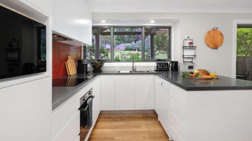 Bundanoon House | Satinwood