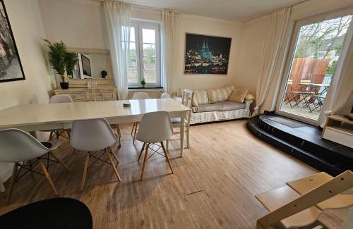 Mechernich House | Satzvey Monteurshaus 3 SZ, Einzelbetten, Mechernich, Kall, Rheinbach, Köln, Bonn Gebiet