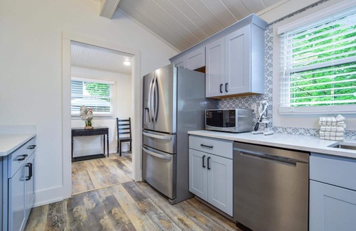 Saugatuck Villa | Saugatuck Farmhouse - Five Bedroom Villa, Sleeps 10