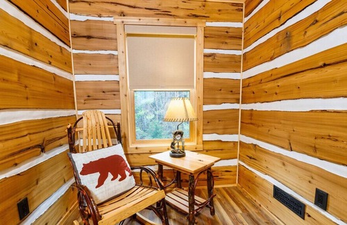 Egg Harbor Cabin | Sauna, Downtown Egg Harbor - Larsen Lodge