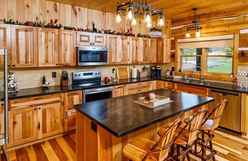 Egg Harbor Cabin | Sauna, Downtown Egg Harbor - Larsen Lodge