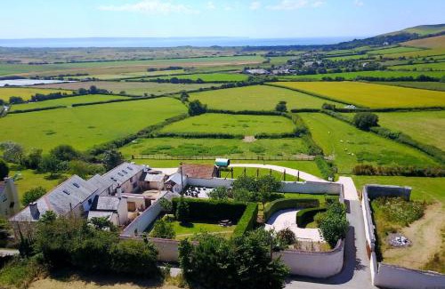 Braunton House | SAUNTON SANFIELD GRANGE 10 Bedrooms