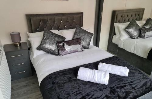Loughborough Apartment | SAV Stays Nottingham Road 1 & 2 Bed Flats Loughborough