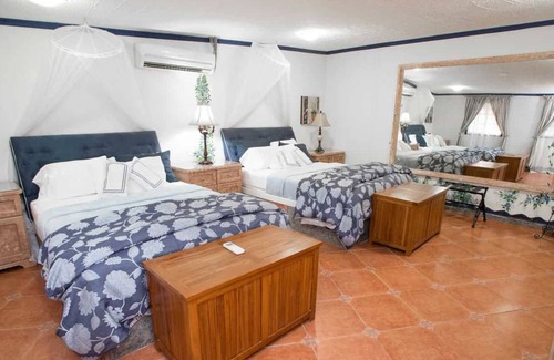 Savaneta Bed & Breakfast | Savaneta Queen Suite