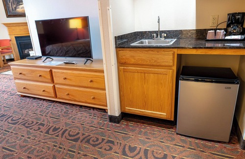 Savanna Hotel | Savanna Inn & Suites