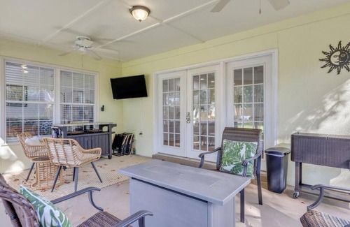 Savannah House | Savannah 5BR Pool, Jacuzzi, Firepit, Sports, Games