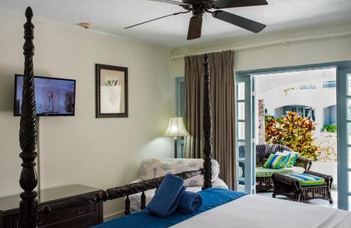 Garrison Historic Area Hotel | Savannah Beach Club Hotel