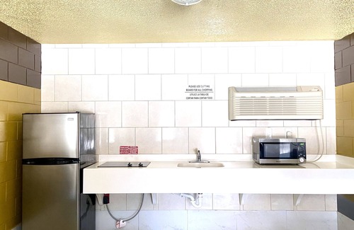 Garden City Hotel | Savannah Inn and Suites