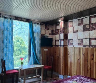 Barot Hotel | Savitri hotel and restaurant
