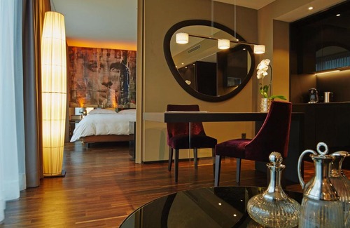 Altstadt-Nord Hotel | Savoy Hotel
