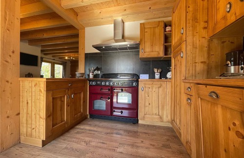 Verchaix Ski Chalet | Savoyard Chalet with Garden, Wood Stove and WIFI