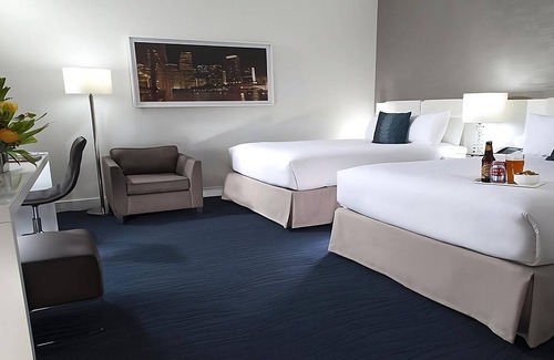 Downtown Miami Hotel | Savvy Double Room, Bayfront Getaway, Parking!