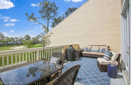 Sawgrass House | Sawgrass Country Club - 26 Tifton Way - Stunning Golf Course Views!