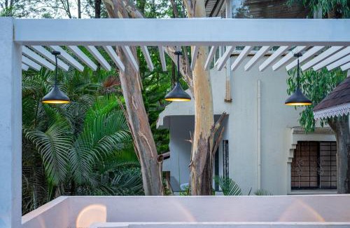 Mahabaleshwar Villa | Sayali Sanchi 3BHK with Jacuzzi ,Game room