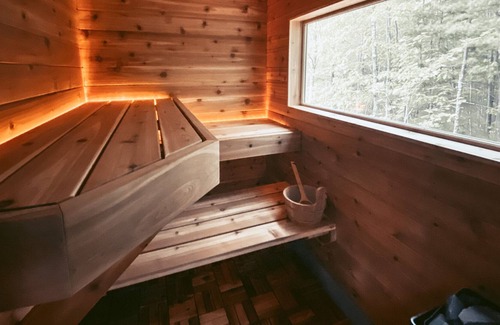Bayfield Cabin | Scandinavian cottage on a Vineyard - 2 miles from Bayfield