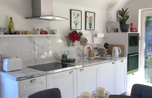 Crowborough Bed & Breakfast | Scandinavian style space walking distance from the beautiful Ashdown Forest