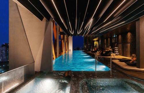 Kuala Lumpur City Centre Apartment | Scarletz Suites KLCC