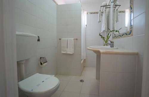 Albufeira Hotel | Scenic Albufeira Getaway Near the Coast and Buzzing Nightlife Scene