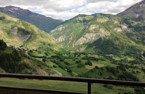 Orcieres-Merlette Apartment | Scenic Apartment in Orcières