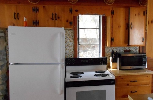 Sturgeon Bay Cottage | Scenic Lake front cottage! Summer in Door County too good to miss!