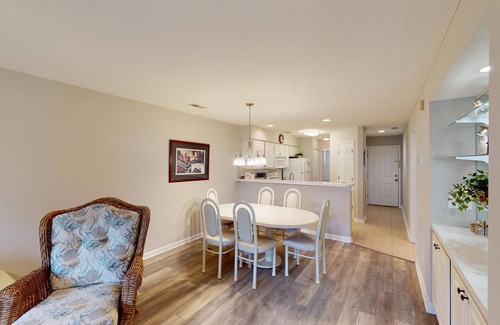 Pawleys Island Villa | Scenic Serenity 2 Bedroom Villa with Balcony