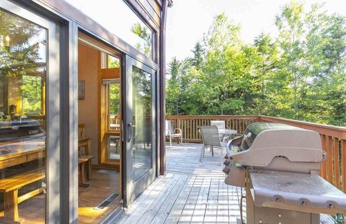 Lutsen House | Scenic Ski-In/Ski-Out Townhome with Resort Perks