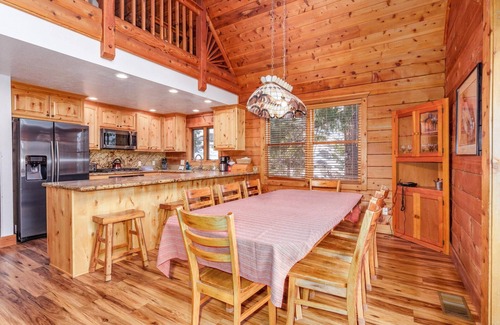 Yosemite National Park House | Scenic Wonders & Apt.
