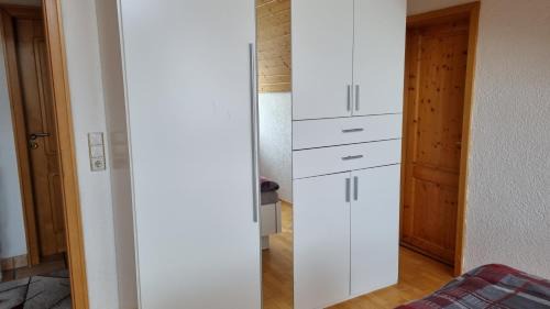 Loffingen Apartment | Schöne 4-Zimmer-Ferienwohnung zu vermieten