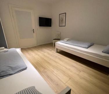 Region Hannover District Apartment | Schöne Wohnung in charmanter Stadtvilla Messenähe
