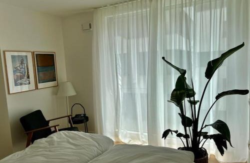 Heilbronn Apartment | Schickes 2-Zi-Apartment am Neckarufer BUGA-Park mit TG-Stellplatz