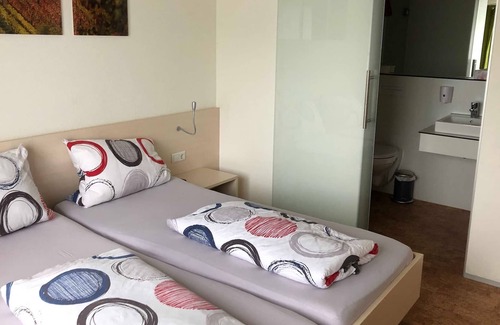 Nordheim Apartment | Schlaffass Schwarzriesling - Müllers Weingut und Weinstube im Auerberg