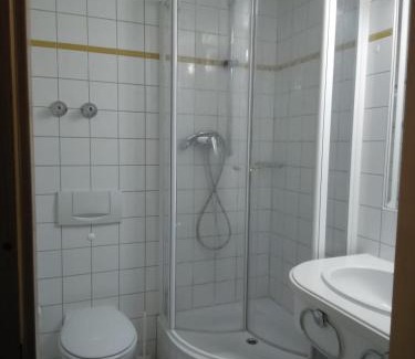 Berggiesshubel Bed & Breakfast | Schloss Friedrichstal Arabi-Ka