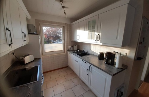 Uthwerdum House | Schroeder - holiday Abelitz - cottage, shower, toilet, 2 bedrooms