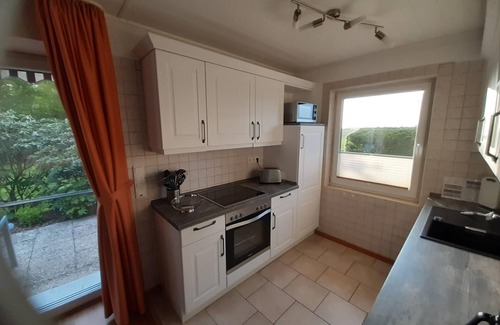 Uthwerdum House | Schroeder - holiday Abelitz - cottage, shower, toilet, 2 bedrooms