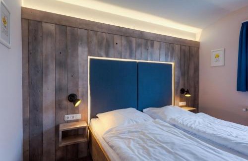 Hedwigenkoog House | Schwalbe