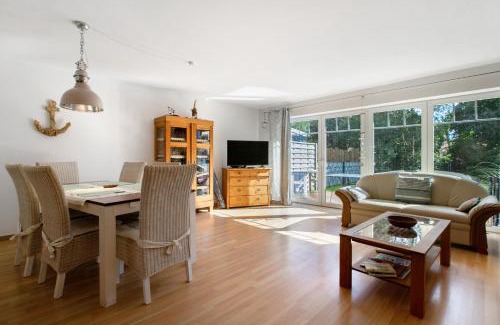 Klanxbuell House | Schwalbennest