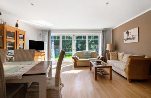 Klanxbuell House | Schwalbennest