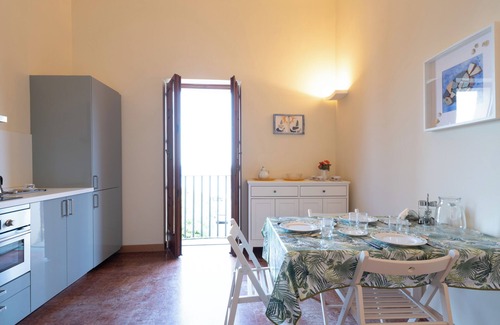 Scilla Apartment | Scilla appartamento Marina Grande solo 40 mt dal mare (appartamento Stromboli)