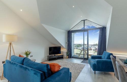 The Lizard House | Scilla - Uk50179
