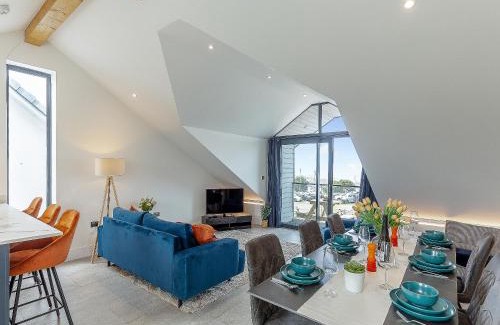 The Lizard House | Scilla - Uk50179