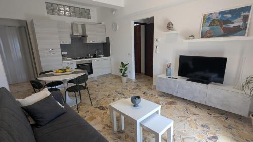 Santa Teresa di Riva Apartment | Scirocco